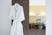 Bademantel aus einem Wahlleistungszimmer aus dem KRH Klinikum Robert Koch Gehrden